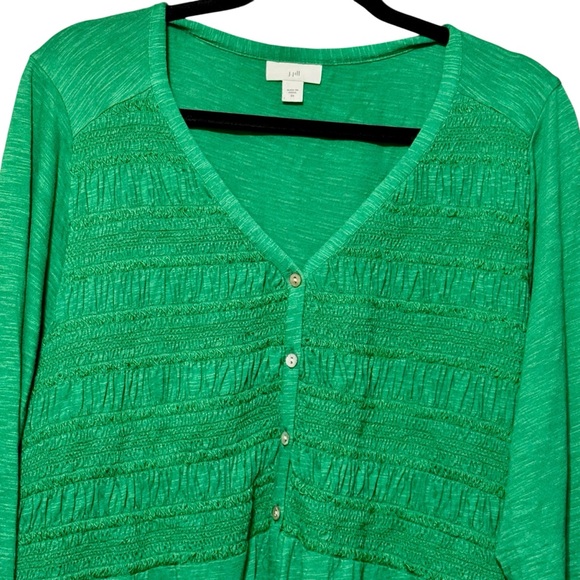 J. Jill Smocked Button Front V-Neckline Lightweight Green 3/4 Sleeve Blouse - Picture 4 of 9